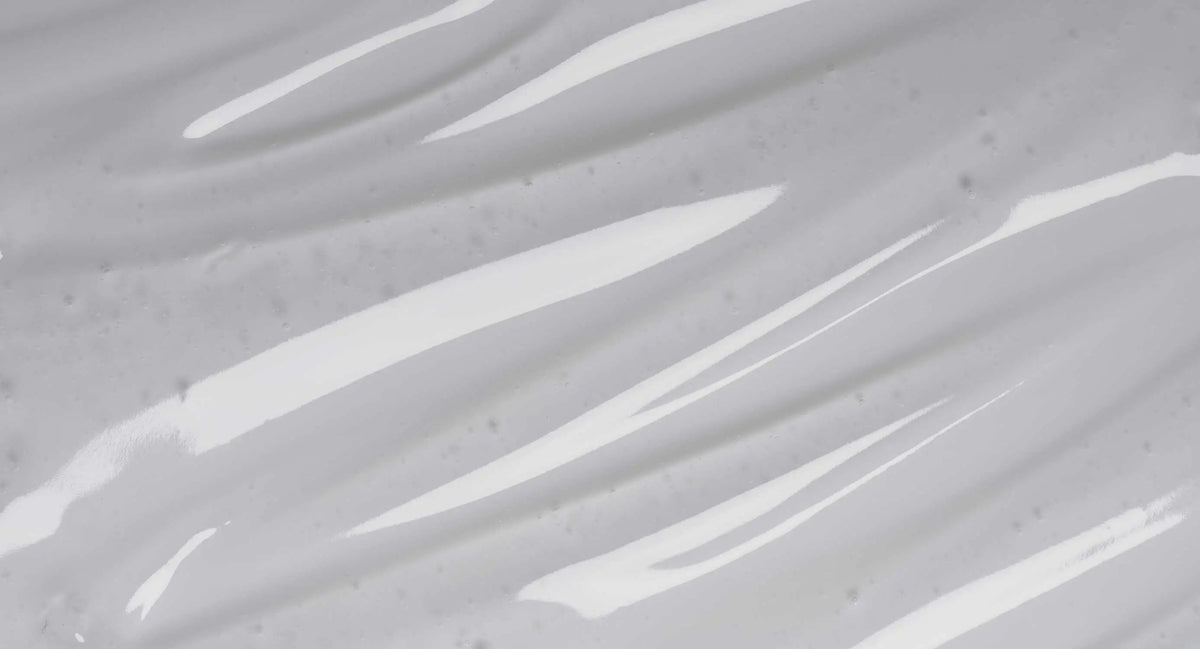 Four weights of Hyaluronic Acid molecules for maximum ingredient absorption, for skin that's plumper, dewier, bouncy, and hyper hydrated.